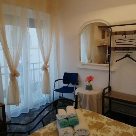 Lägenhet La Casa Nel Vico Locorotondo