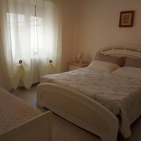 Apartment La Casa Nel Vico *