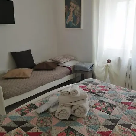 Apartment La Casa Nel Vico