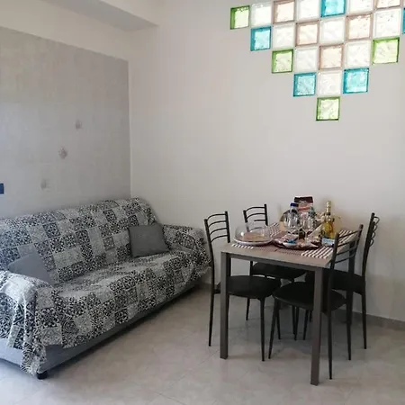 La Casa Nel Vico Apartment *