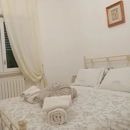 La Casa Nel Vico Apartment